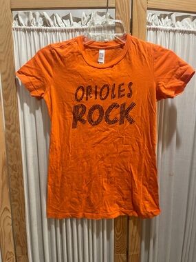 Women Orange "Orioles Rock" Graphic Tee